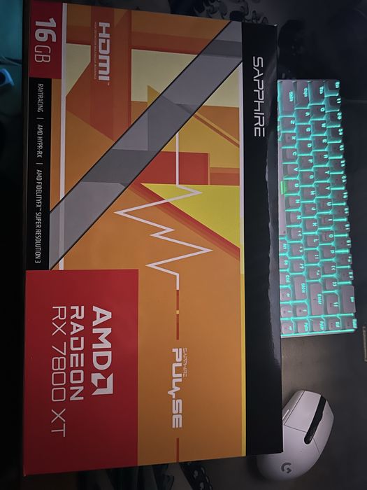 Radeon RX 7800XT 16 GB