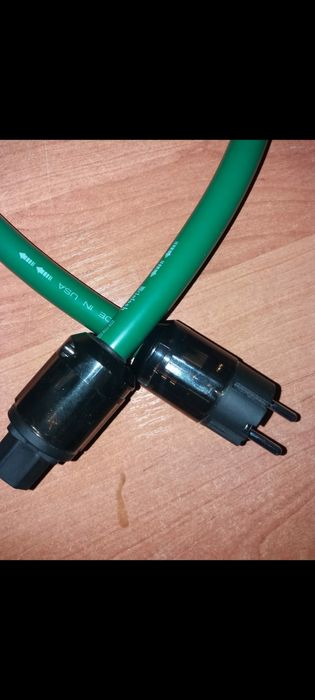 Продам кабель питания для аудио систем 7000
