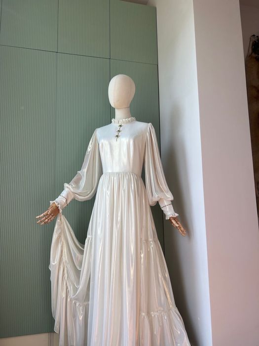 Платье для Сырга салу, 1 раз одето