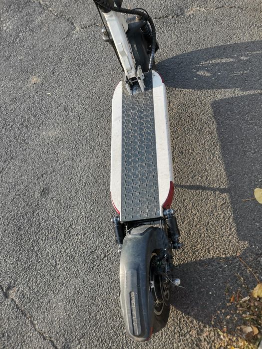 Vând Trotinetă electrică Joyor Y10 Motor 500W