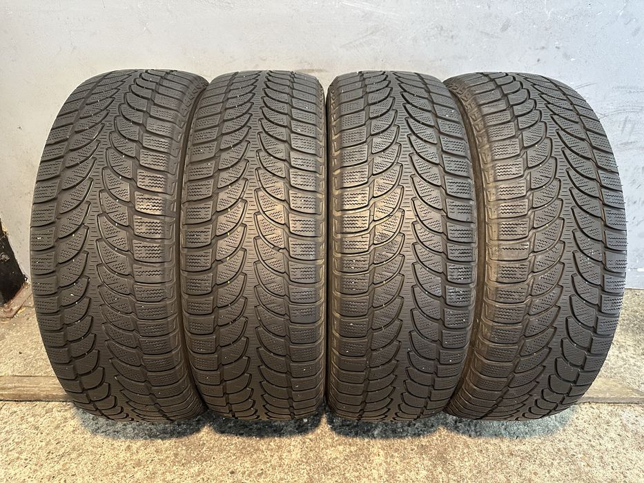 Гуми 225/65/17 BRIGESTONE Blizzak Winter