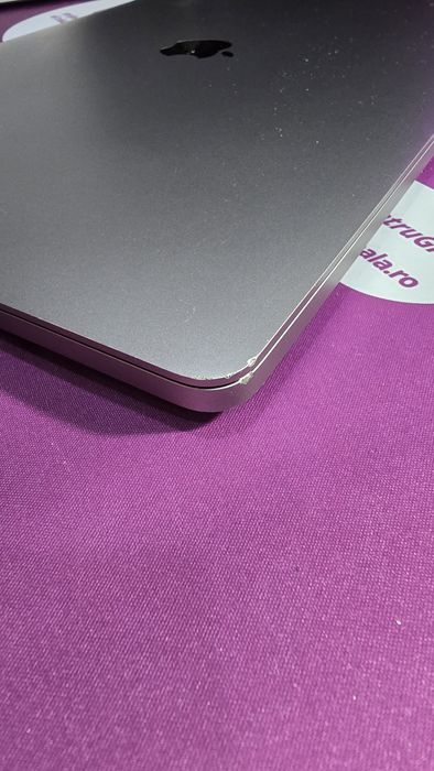 MacBook Pro 16 2019 i9 16GB 1TB SSD video 4GB A2141 spacegray