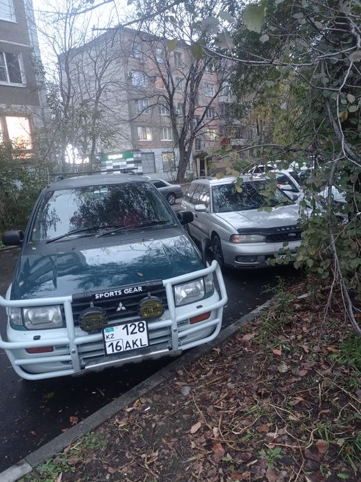 Продам mitsubishi RVR