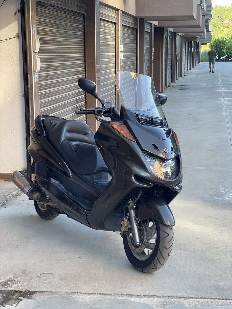 Yamaha majesty 250
