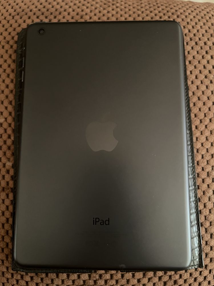 ipad mini 2 Retina - Super stare- Ideal pentru copii/Netflix/Carti