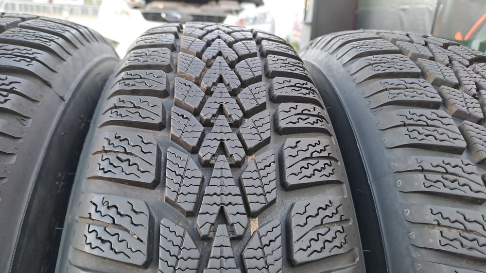 4бр. Почти Нови 165/70/14 Dunlop Winter Response 2