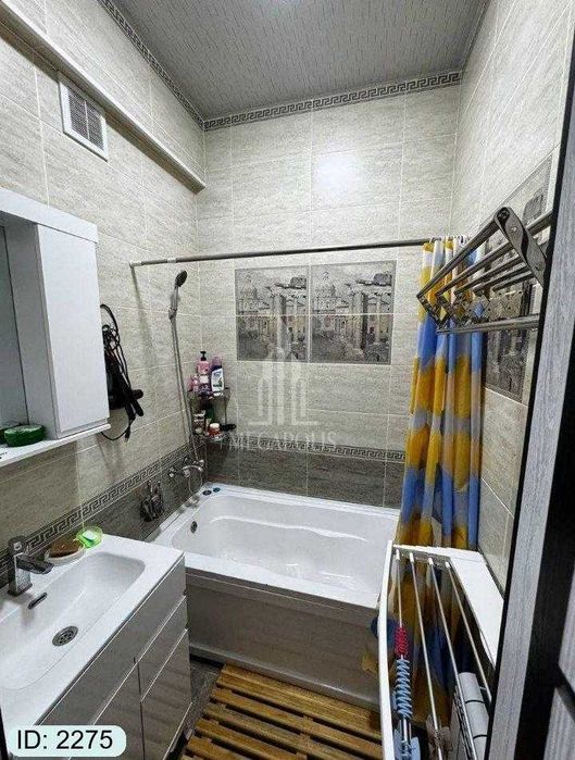 sharq 1 baraka tarafda 2 xona tayyor kvartira sotiladi №2275