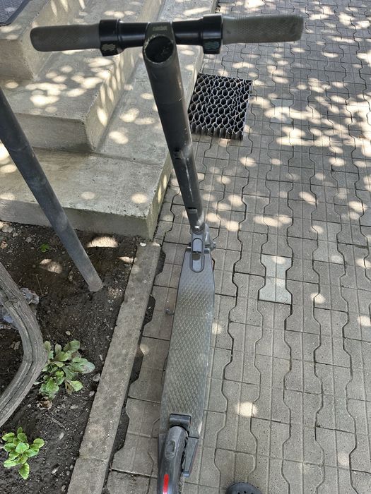 Trotineta electrica ninebot pentru piese sau folosinta nu stiu starea