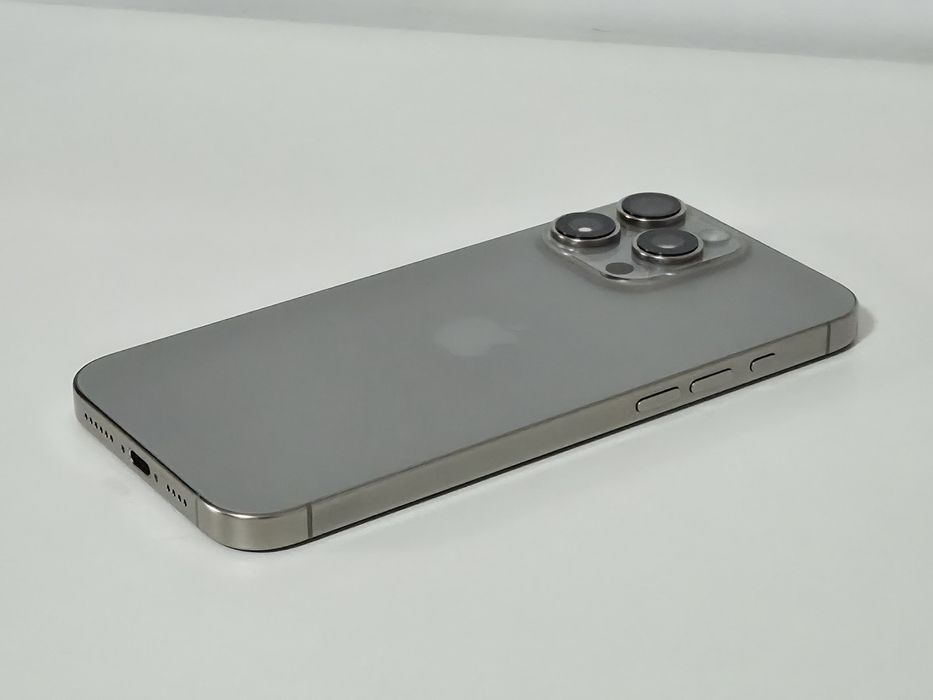 iPhone 16 Pro Max Natural Titanium - 256GB - Ca nou