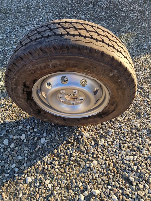 Гума 215 70 15c с джанта за фият дукато и др.