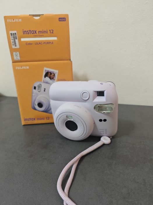 Aparat foto instant Fujifilm Instax Mini 12