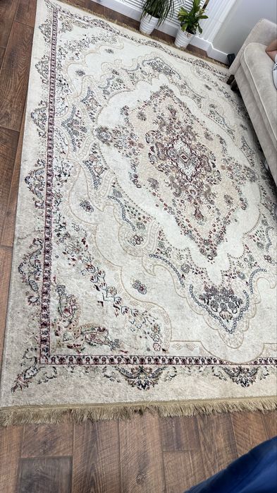 Палас Турция без изьян в хорошем состоянии