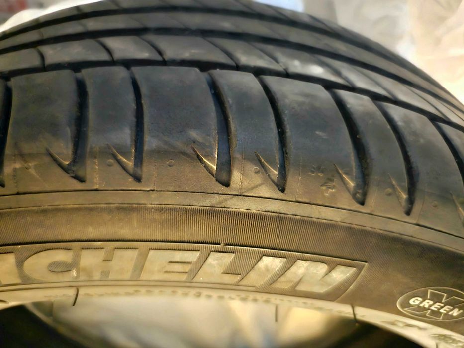 Три летни гуми Michelin 225/50/18