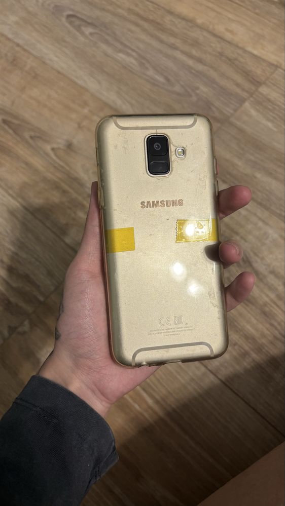 Самсунг А6