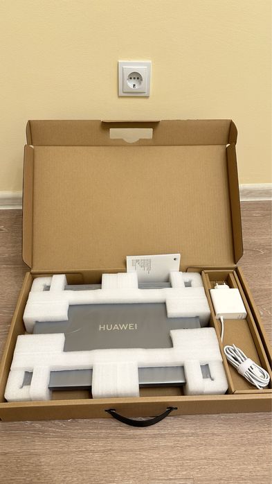 Ноутбук Huawei новый
