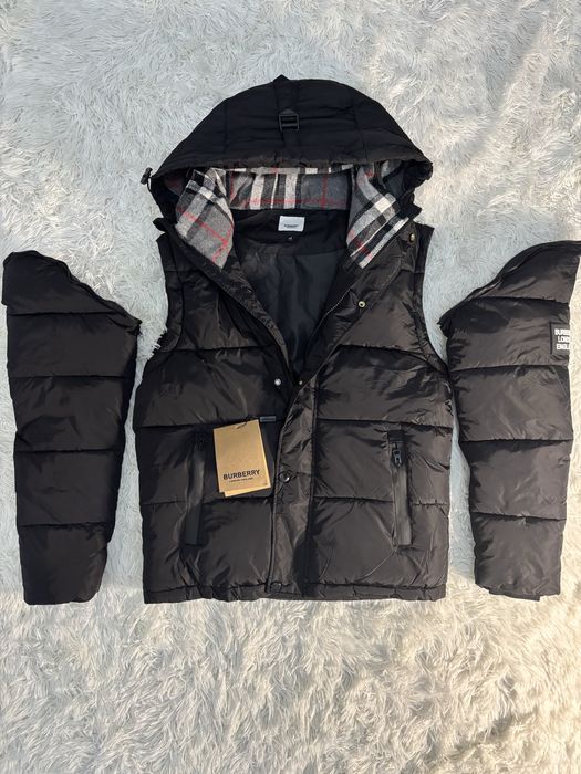 Geaca Burberry Neagra puffer Marimea M