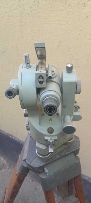 Teodolit Carl Zeiss Jena Theo 120