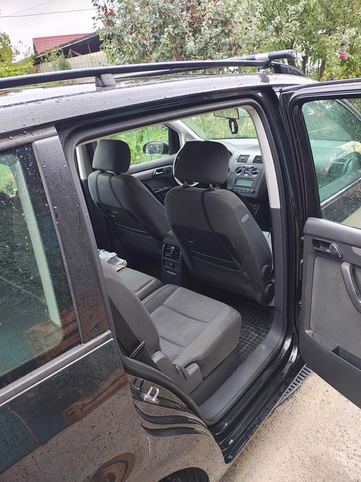 Vând Vw Touran 1.6 fsi GPL Zavoli