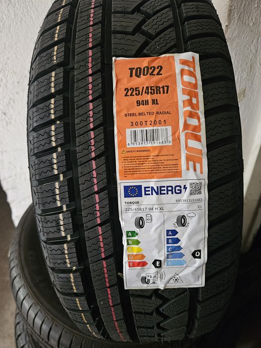 225 45 17 Torque зимни