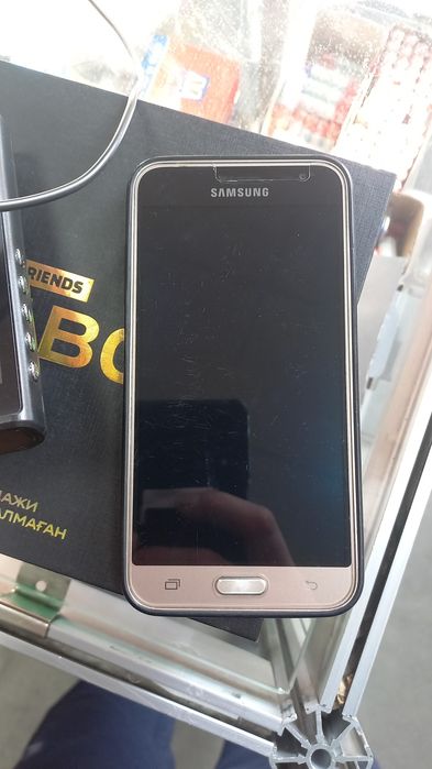 Сотовый телефон самсунг