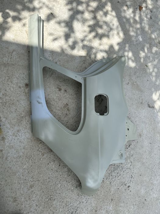 Aripă dreapta spate vw golf 5.vw golf 6 break.1k9809844.