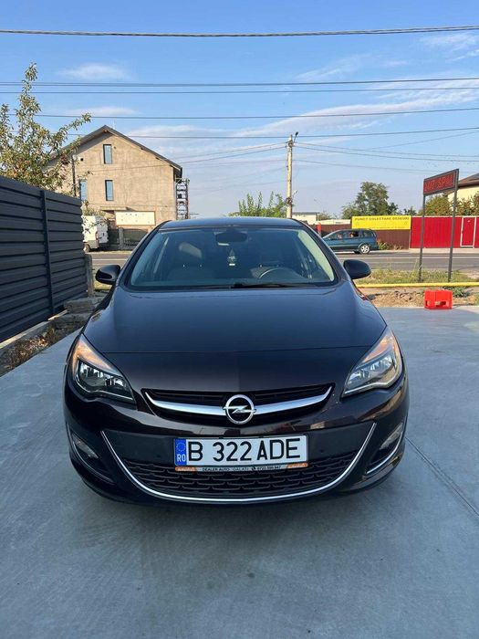 Vand OPEL ASTRA SEDAN 1.6. CDTI EURO 6 impecabil tehnic si estetic