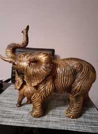 Слон със слонче Голяма Фигура