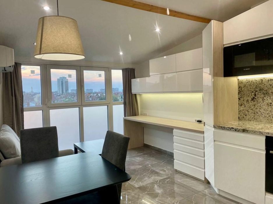 Дава се под наем Тристаен апартамент в София, Център - 45 кв.м за 550 € - Снимка #3