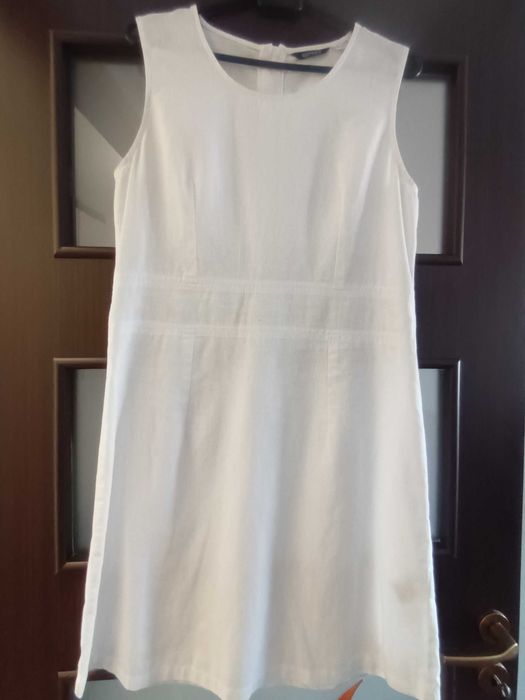 Rochie din in dama