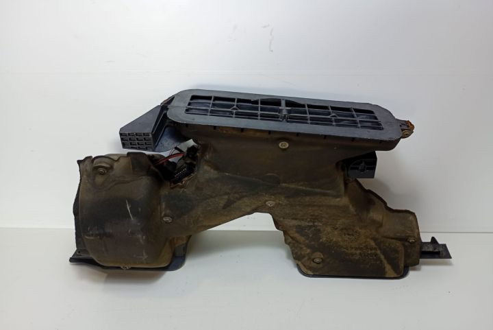 Carcasa  aeroterma W964170V Opel Vivaro  seria