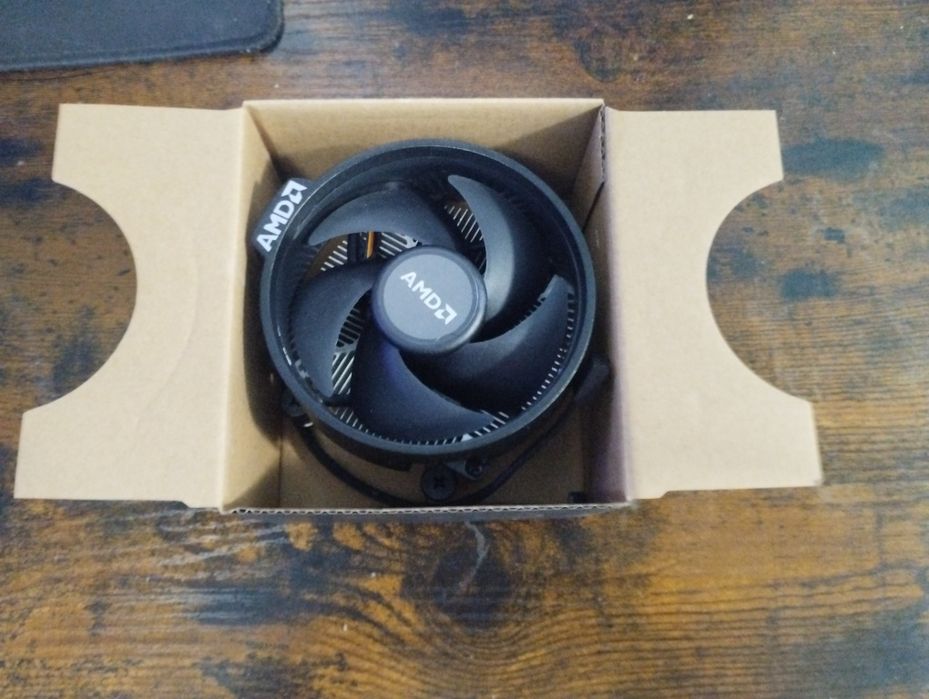 Coller AMD compatibil cu am4