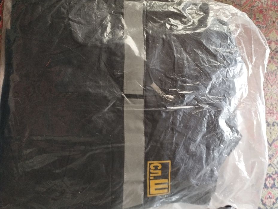 Рубашки и спецовки