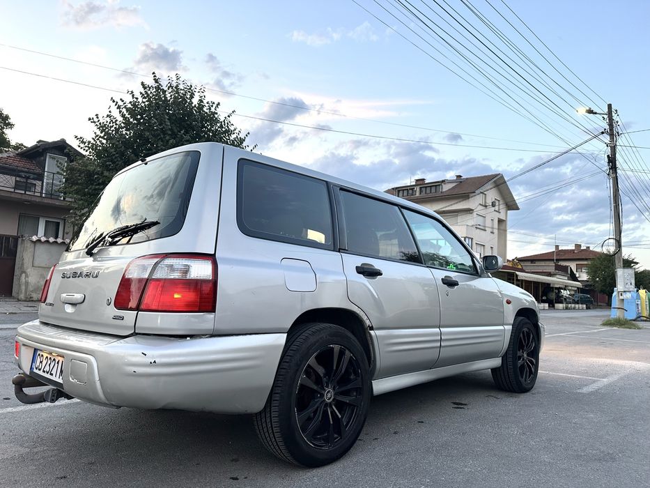 Subaru Forester SF turbo 2000г.