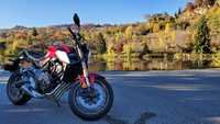 Honda CB650R 2021 roșie 5300km