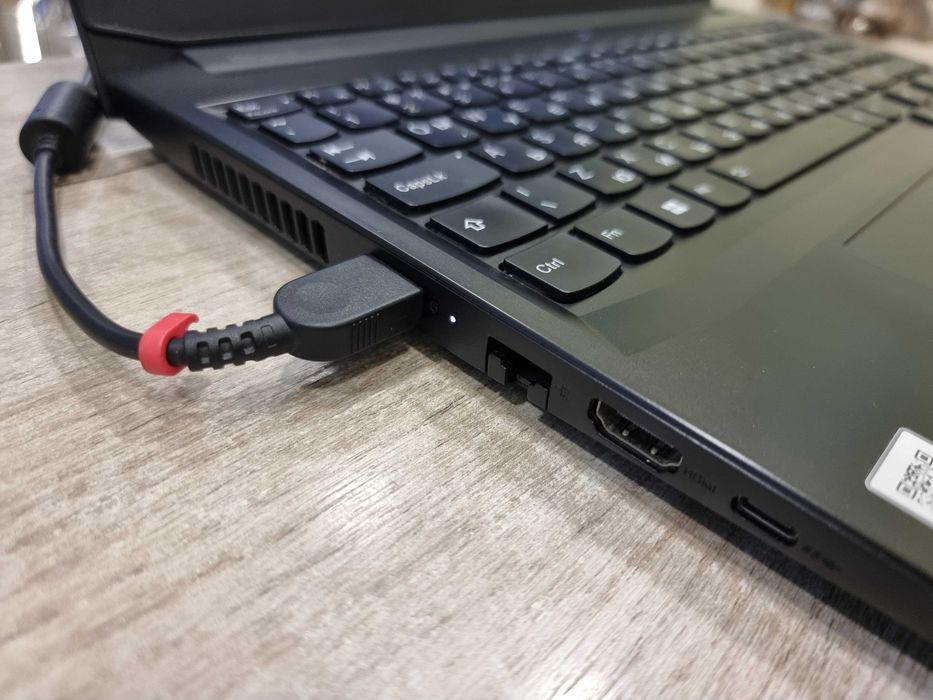 Геймърски лаптоп IdeaPad Gaming 3 Intel Core i5-11320H NVIDIA GTX 1650