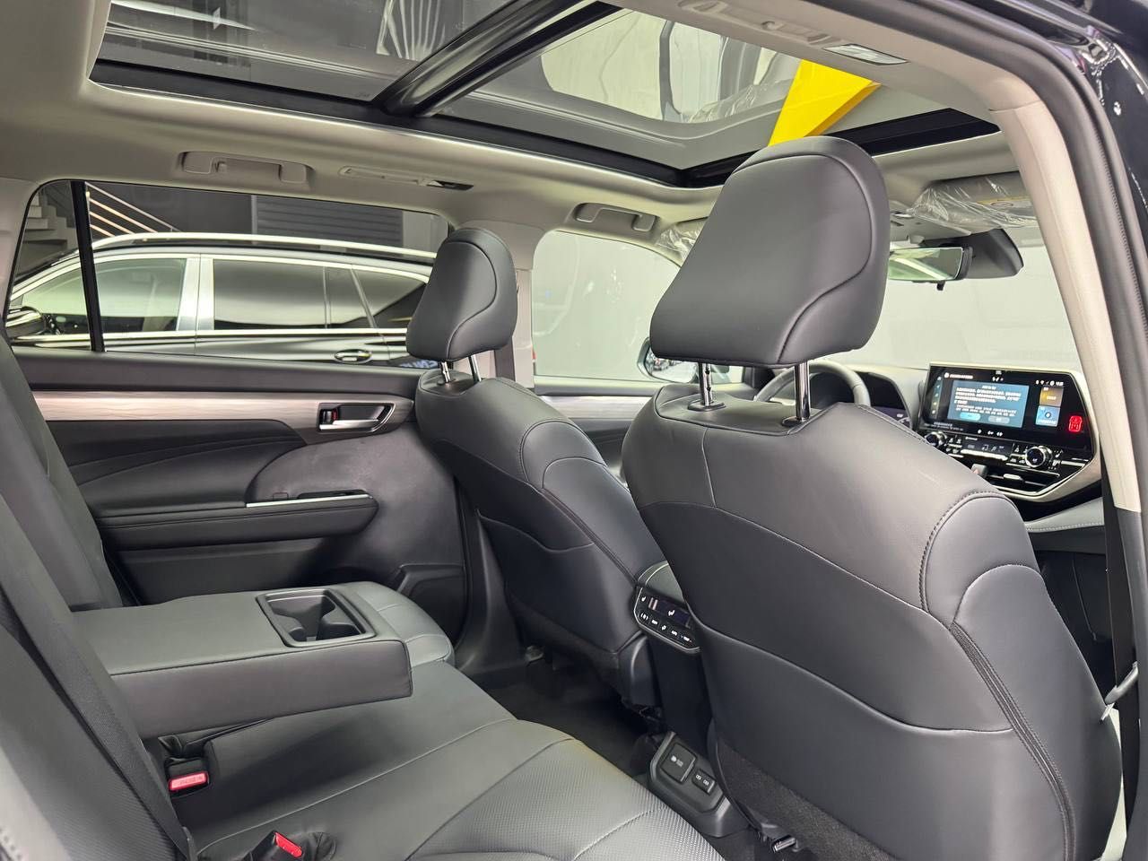 Продается новый Toyota Highlander