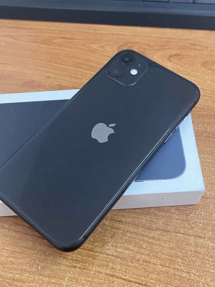 IPhone 11, продам срочно!