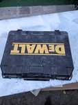 DEWALT  винтовер оригинален комплект