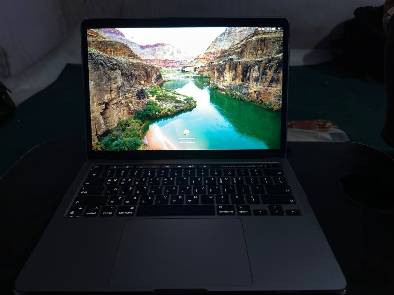Macbook pro m1 8/256