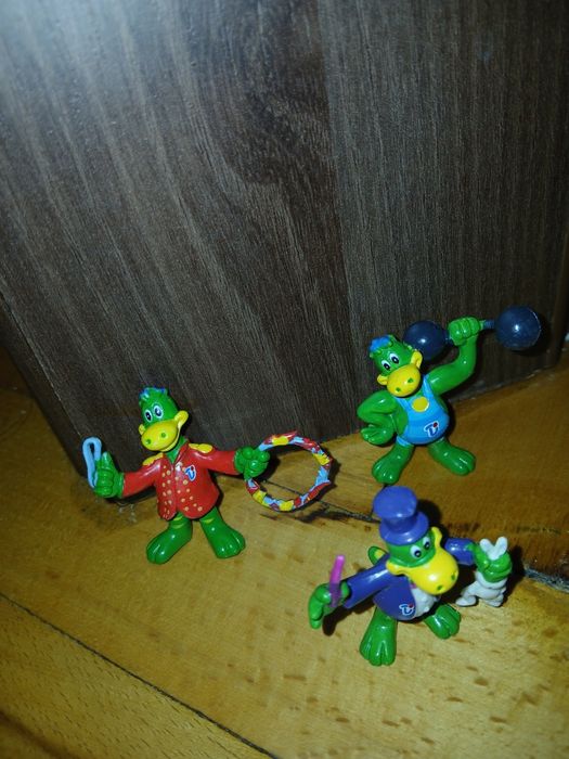 Играчки от шоколадови яйца