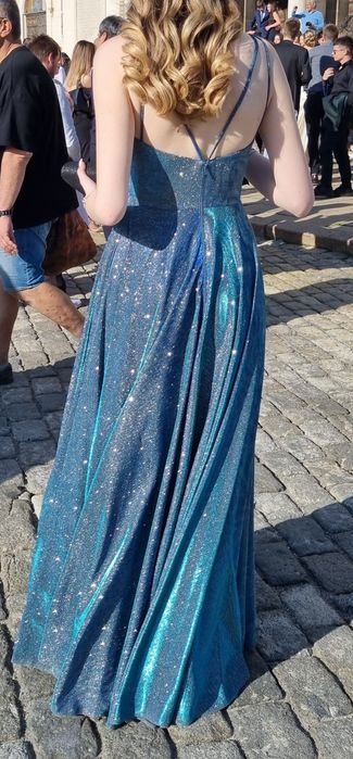 Бална рокля от абитуриентски бал 2024г.