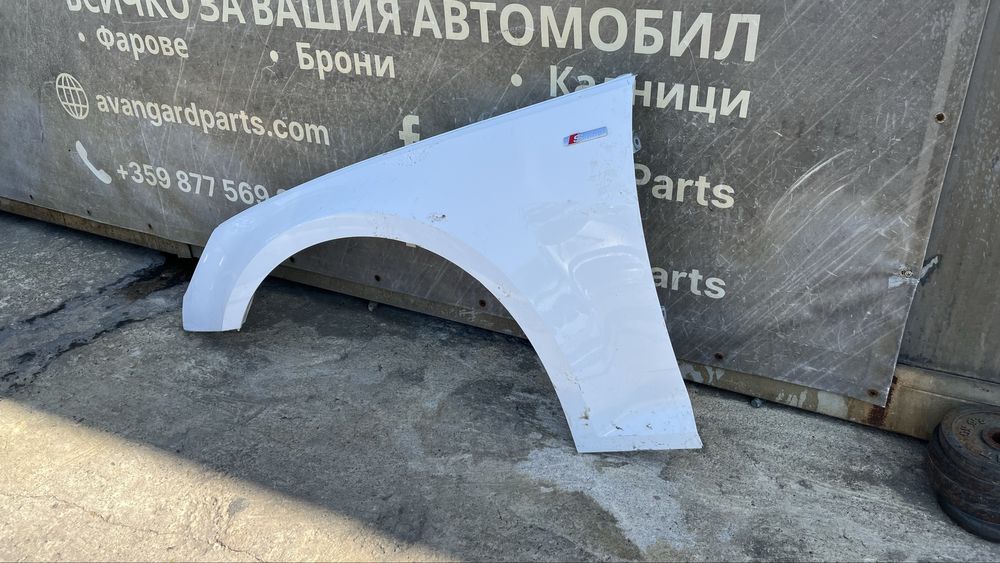 Преден ляв калник Audi A4 B8 8W
