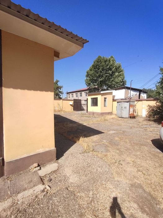 В аренду помещение 625м2 40 соток под цех . производство Янгибазар