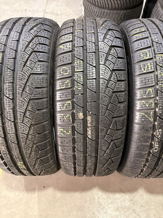 Anvelope iarna 235/50/19 Pirelli Sottozero 2 235 50 19 R 19