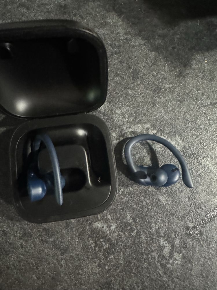 Безжични слушалки Beats Powerbeats Pro, тъмносин
