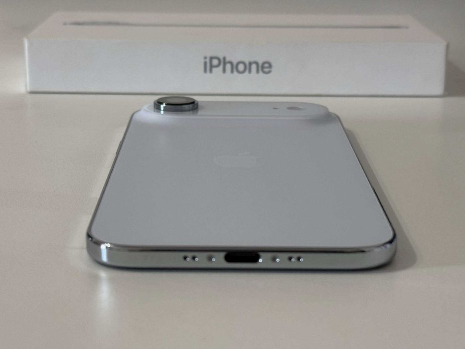 Бартер!Нов! 36м.Гаранция. iPhone (17) Air Sky Blue (Син)