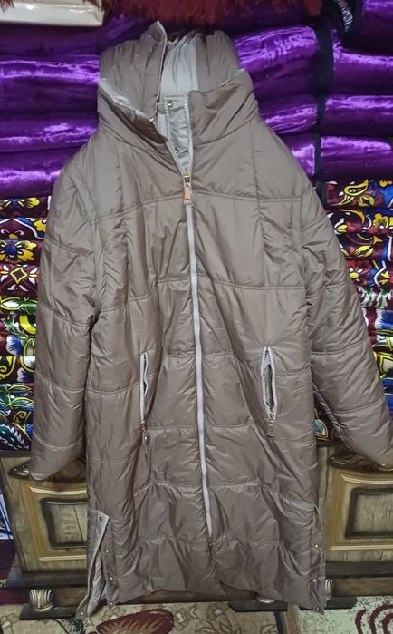 Kurtka sotiladi. Yangi. Kiyilmagan