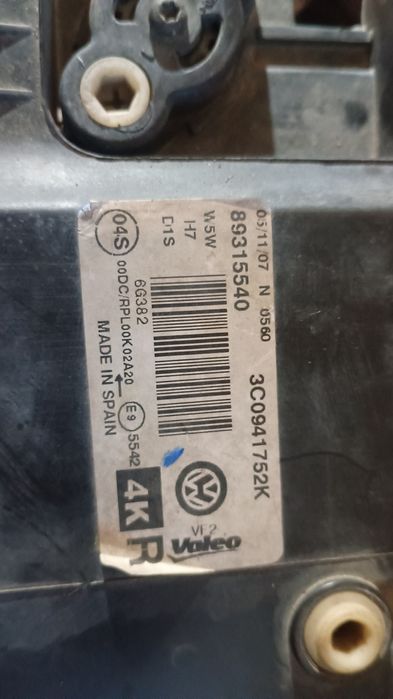 Faruri VW Passat B6 Bi-Xenon Adaptive Stânga + Dreapta Originale Valeo