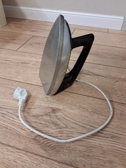 Утюг советского производства