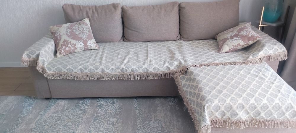 Продается диван угловой